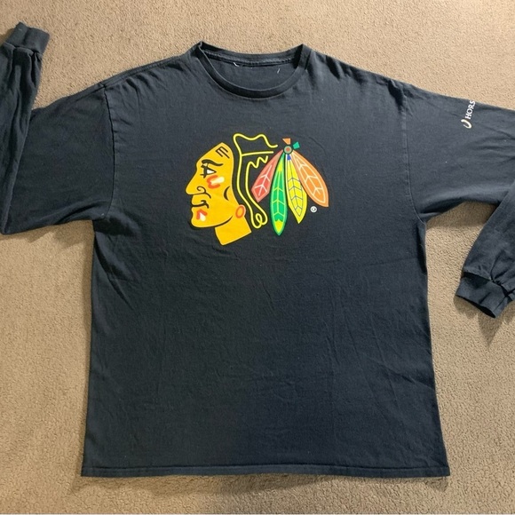 NHL Other - SOLD CHICAGO BLACKHAWKS NHL BLACK LONG-SLEEVE LARGE T-SHIRT